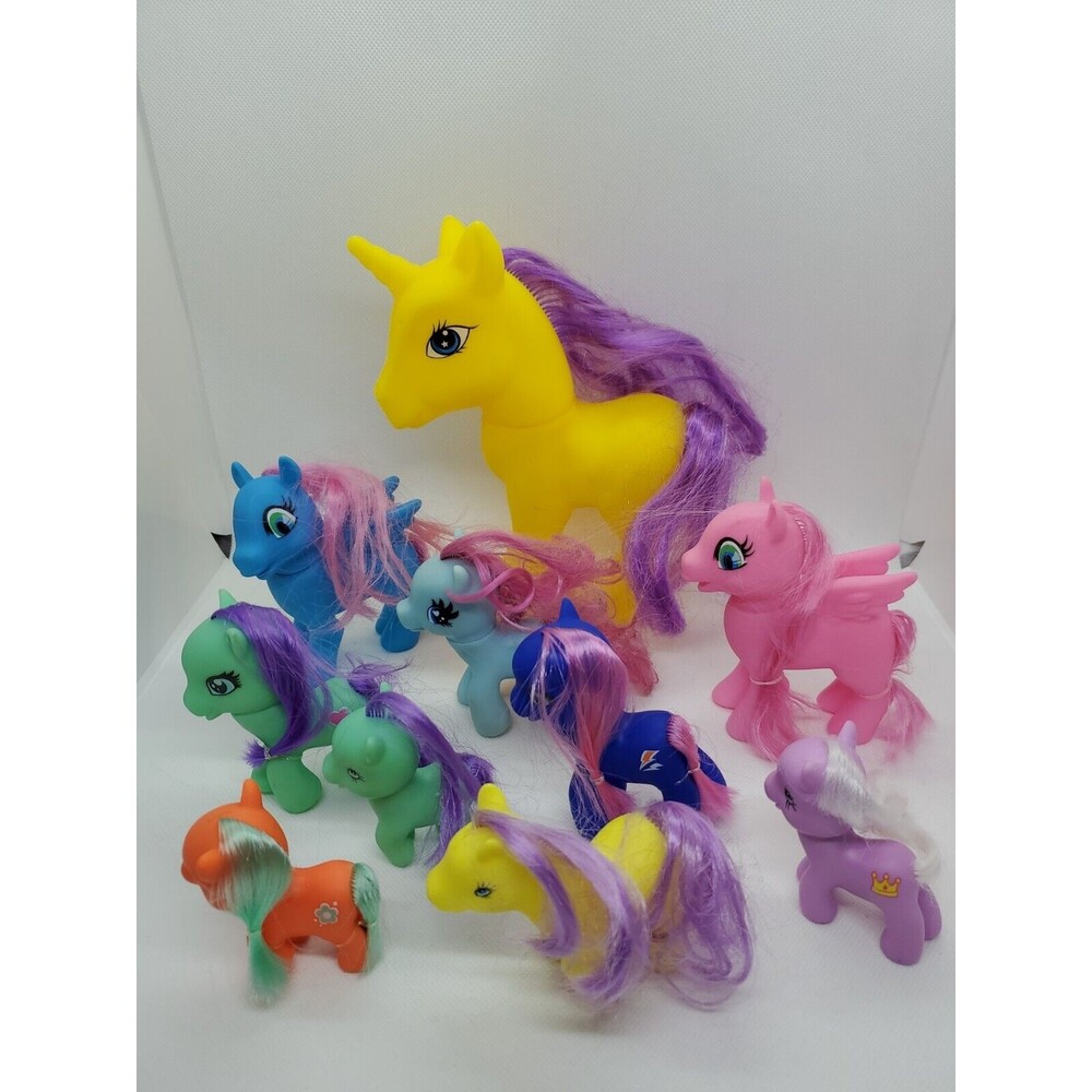 Mixed lot of 10 off-brand PONIES most new or gently used